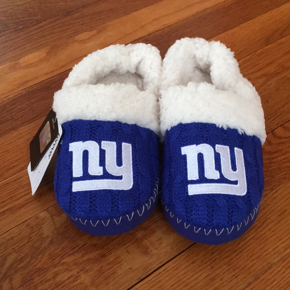 NY Giants slippers
